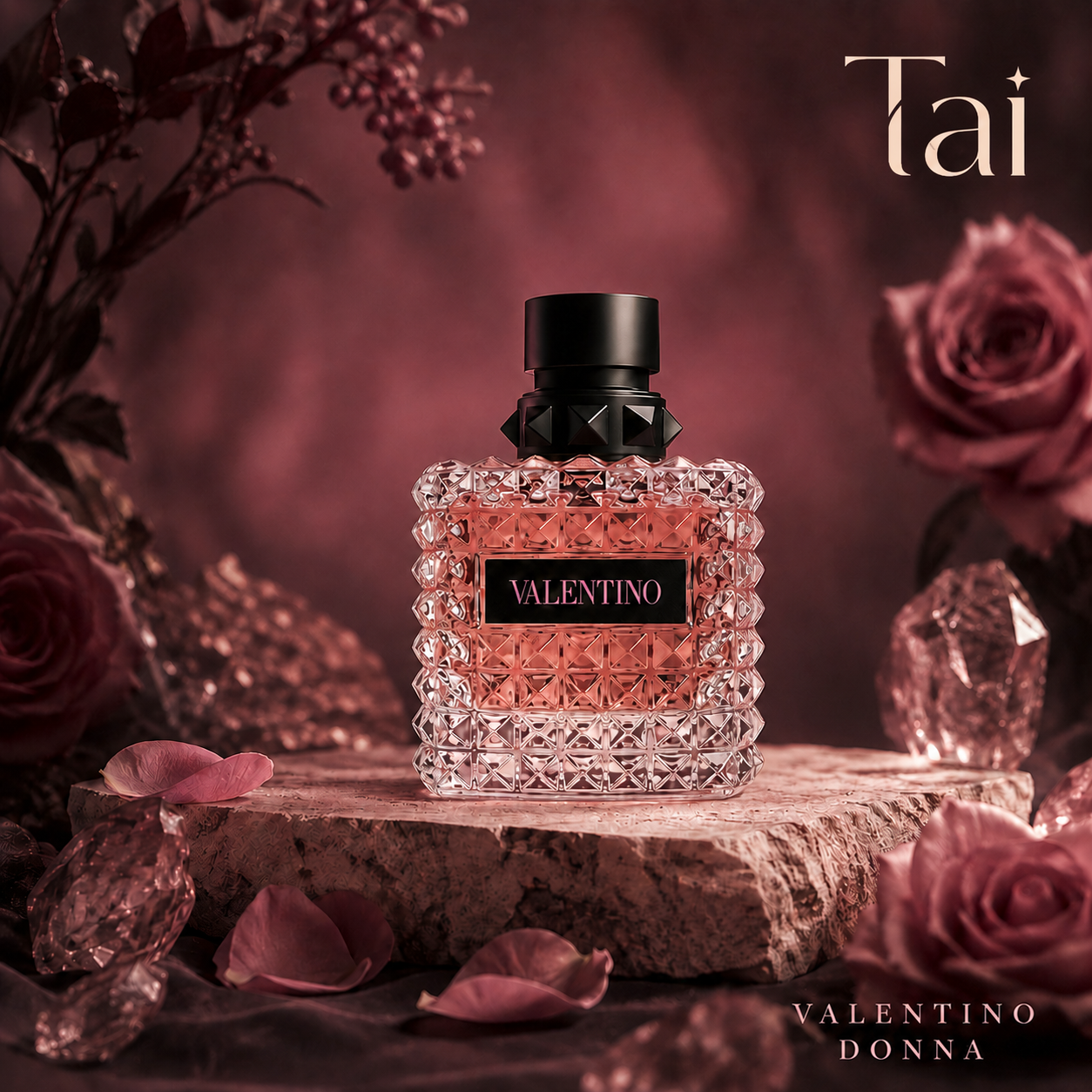 Valentino Donna Eau de Parfum perfume bottle for women